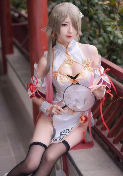 更衣人偶