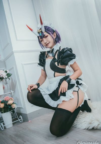 少女遇阿姨