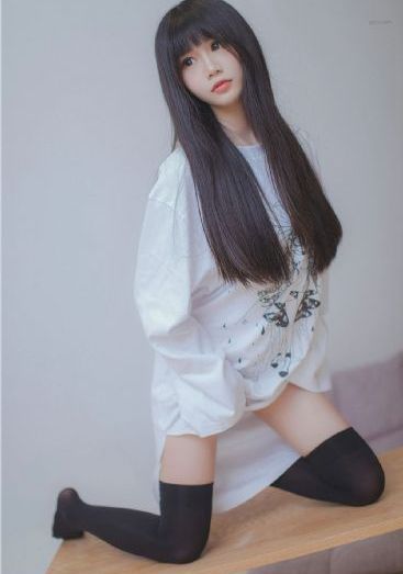 年轻的妈妈免费