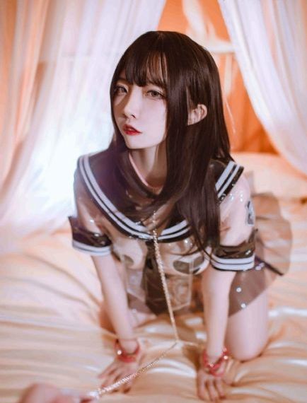 撕开她的乳罩慢慢揉视频